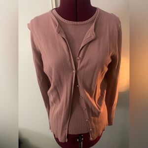EUC Merona 2 piece button down cardigan w/ matching tank, mauve in color, Size M